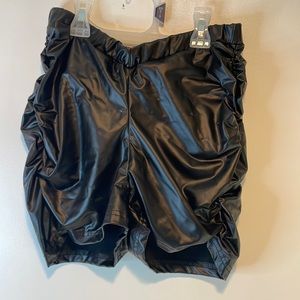 Black leather shorts. Xs size 2.
